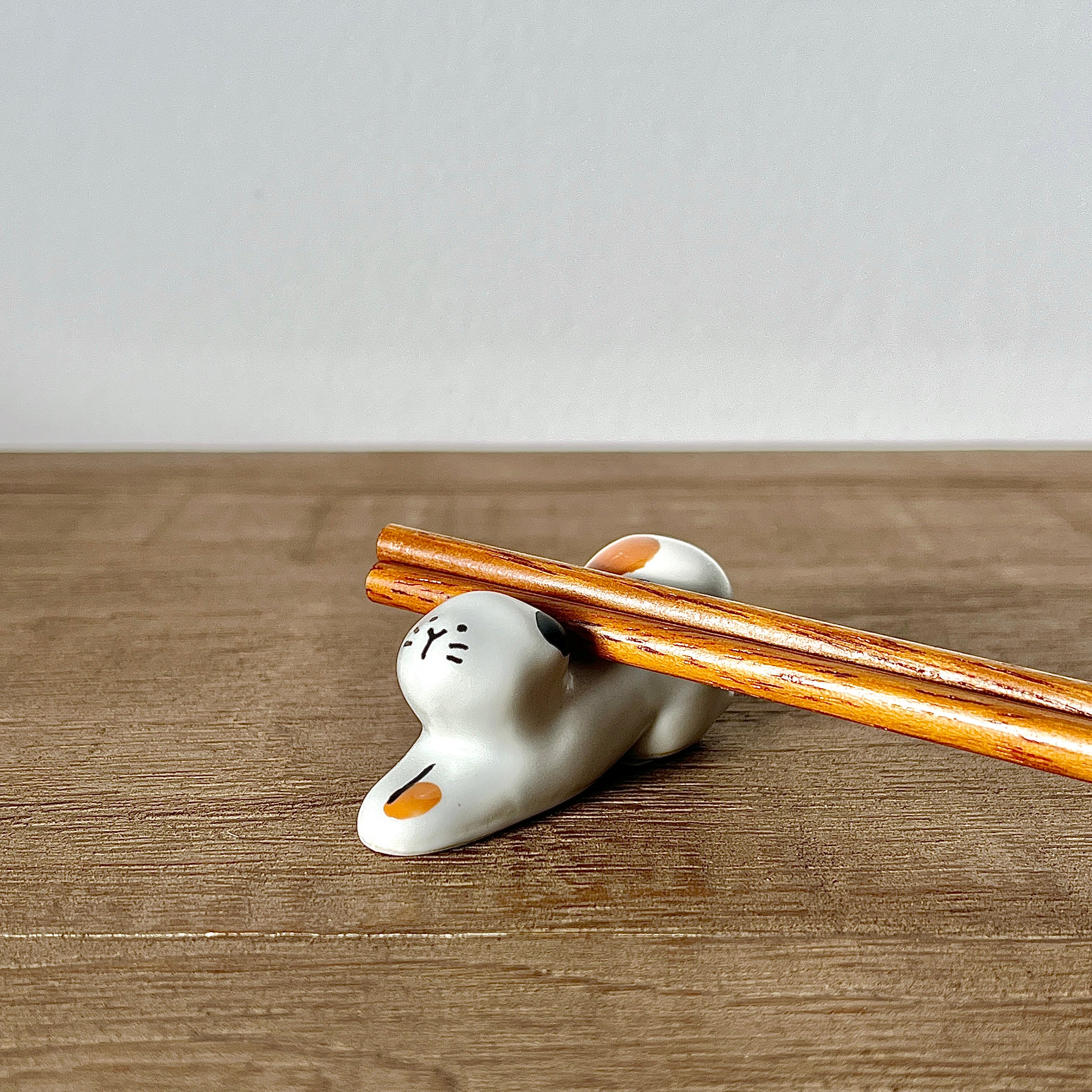 Hasami Ware Hand-Painted Cat Chopstick Rest