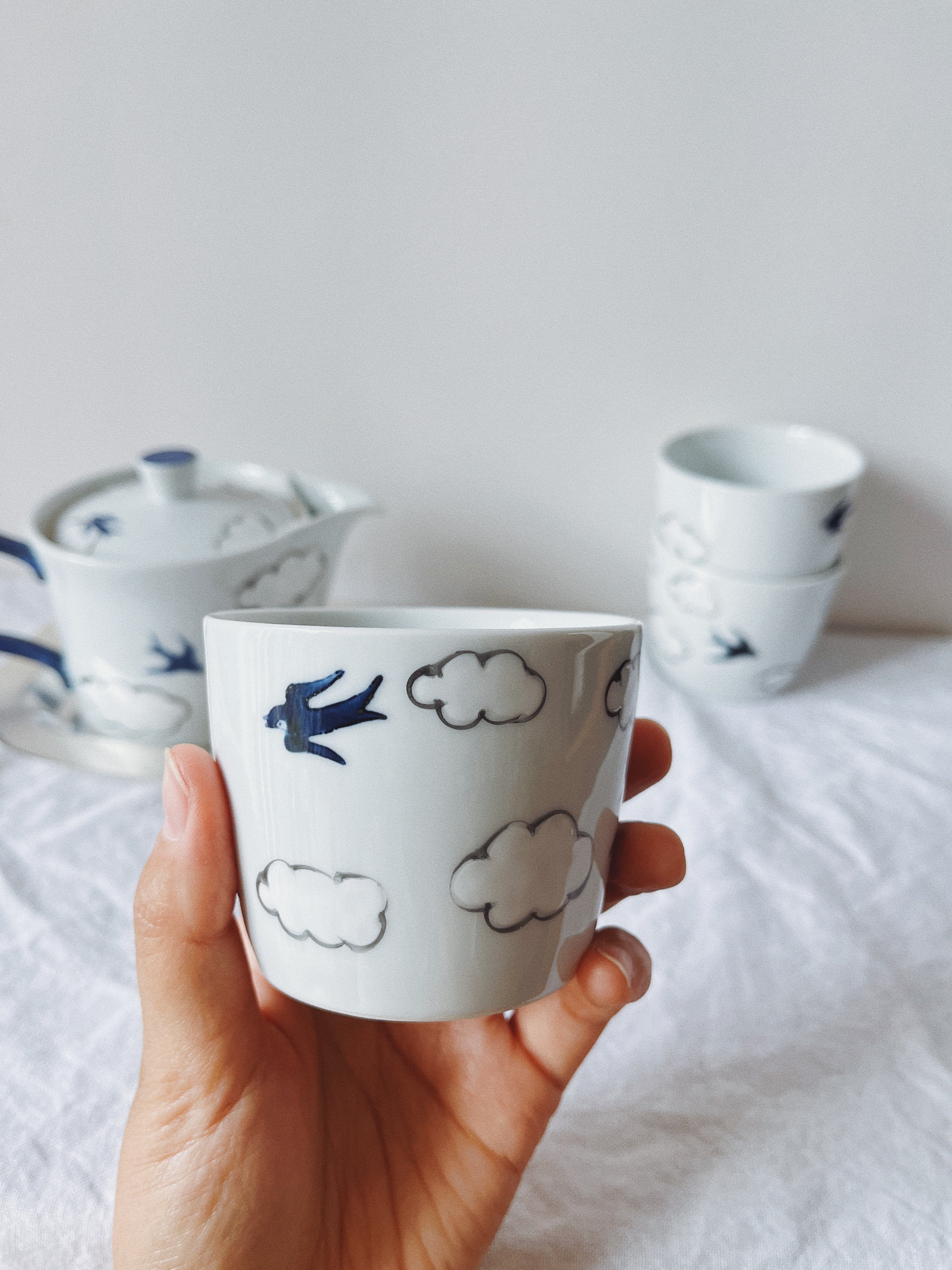 Arita Ware Cloud Swallow Hand-painted Tea Cup