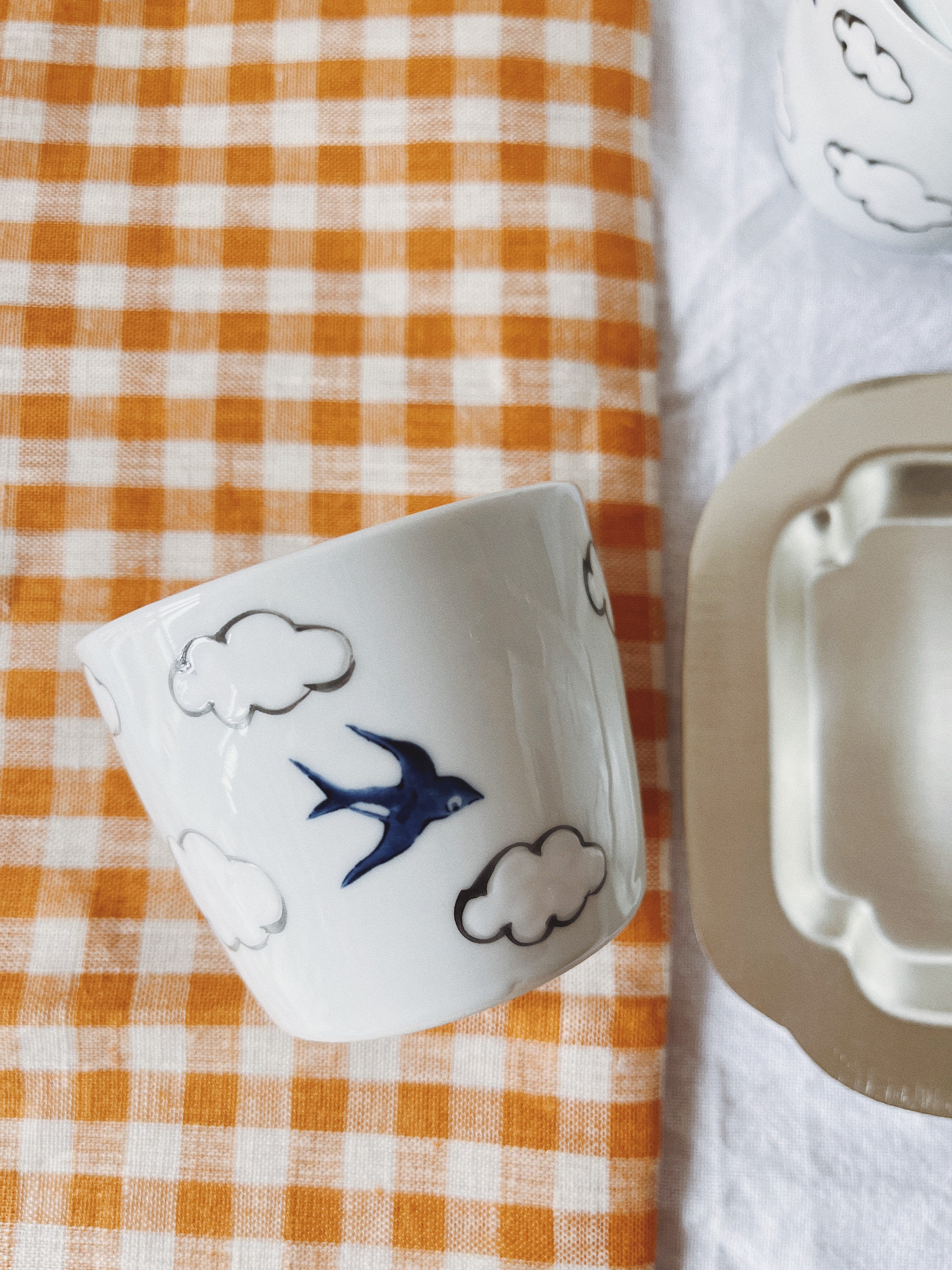 Arita Ware Cloud Swallow Hand-painted Tea Cup