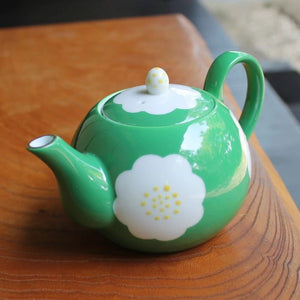 ZOHO-GAMA Hand-painted "Tsubaki" Camellia Tea Pot