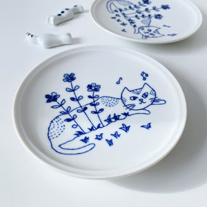 Mino Ware Hand-painted Humming Cat Dessert Plate