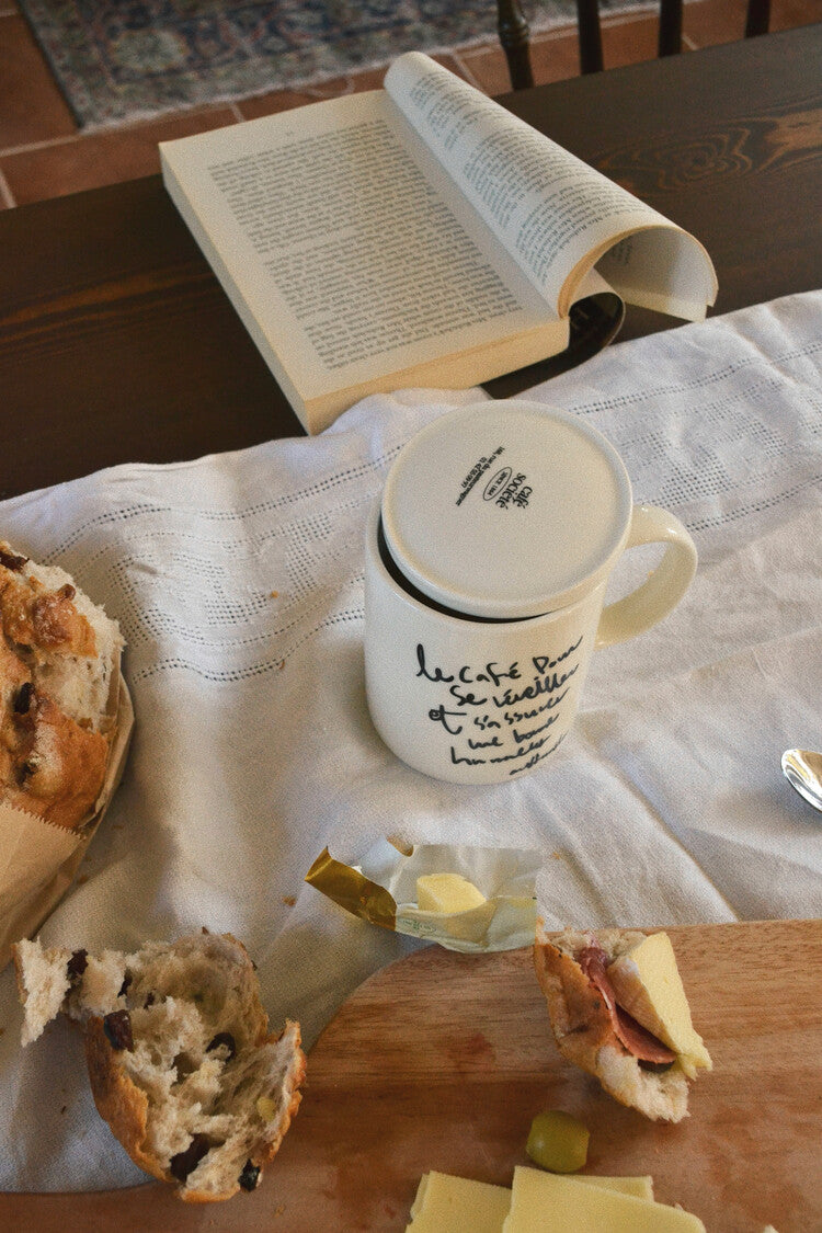 Cafe au Lait Cover Mug - Black Lettering