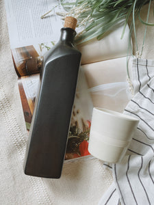 Hechimon Ceramic Bottle - Black