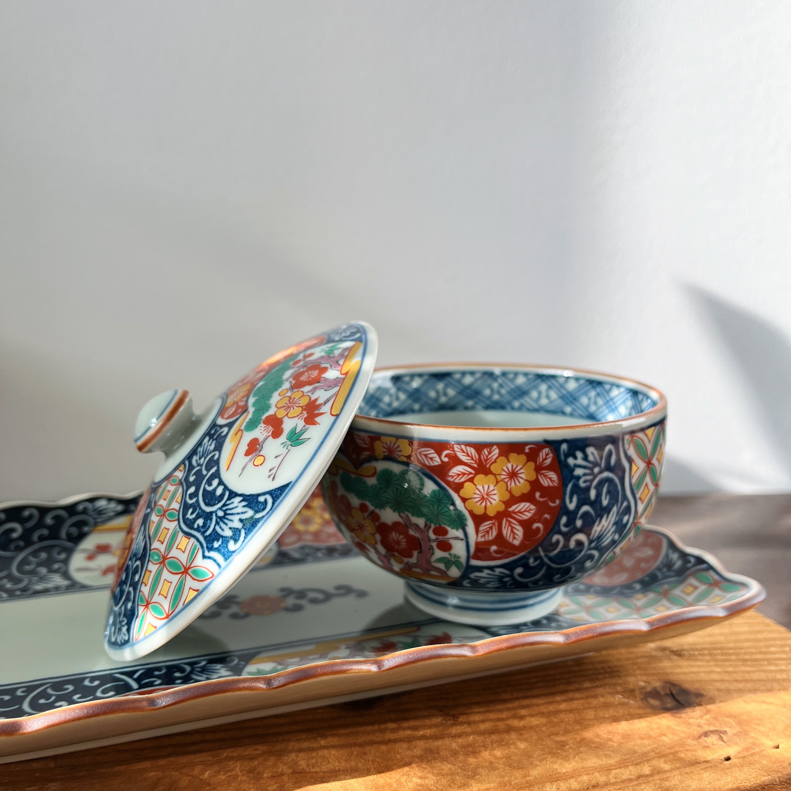 Ko-Imari Ware Shochikubai Tea Wares