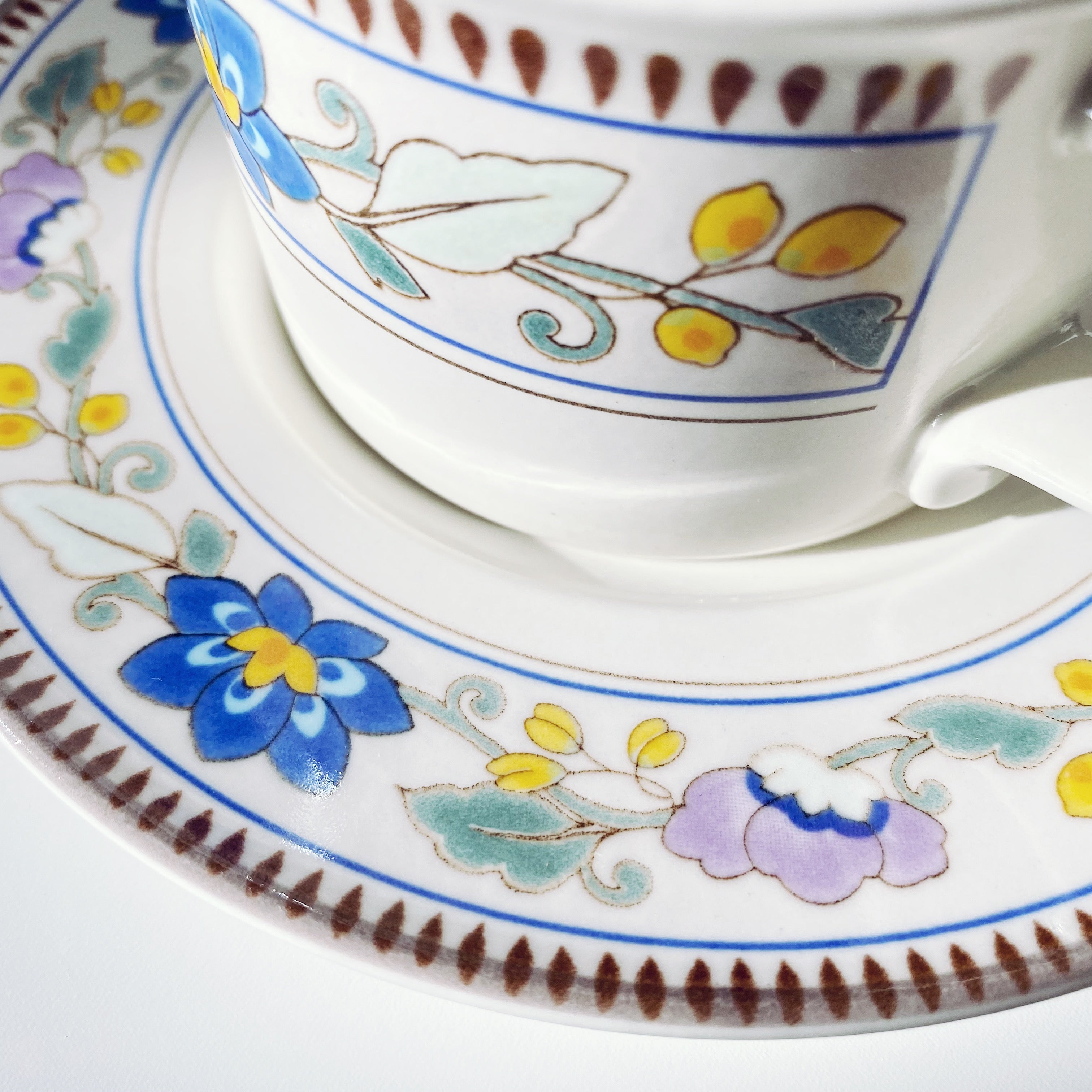 Floral Boarder Flat Cup & Saucer Set「Costa del Sol」