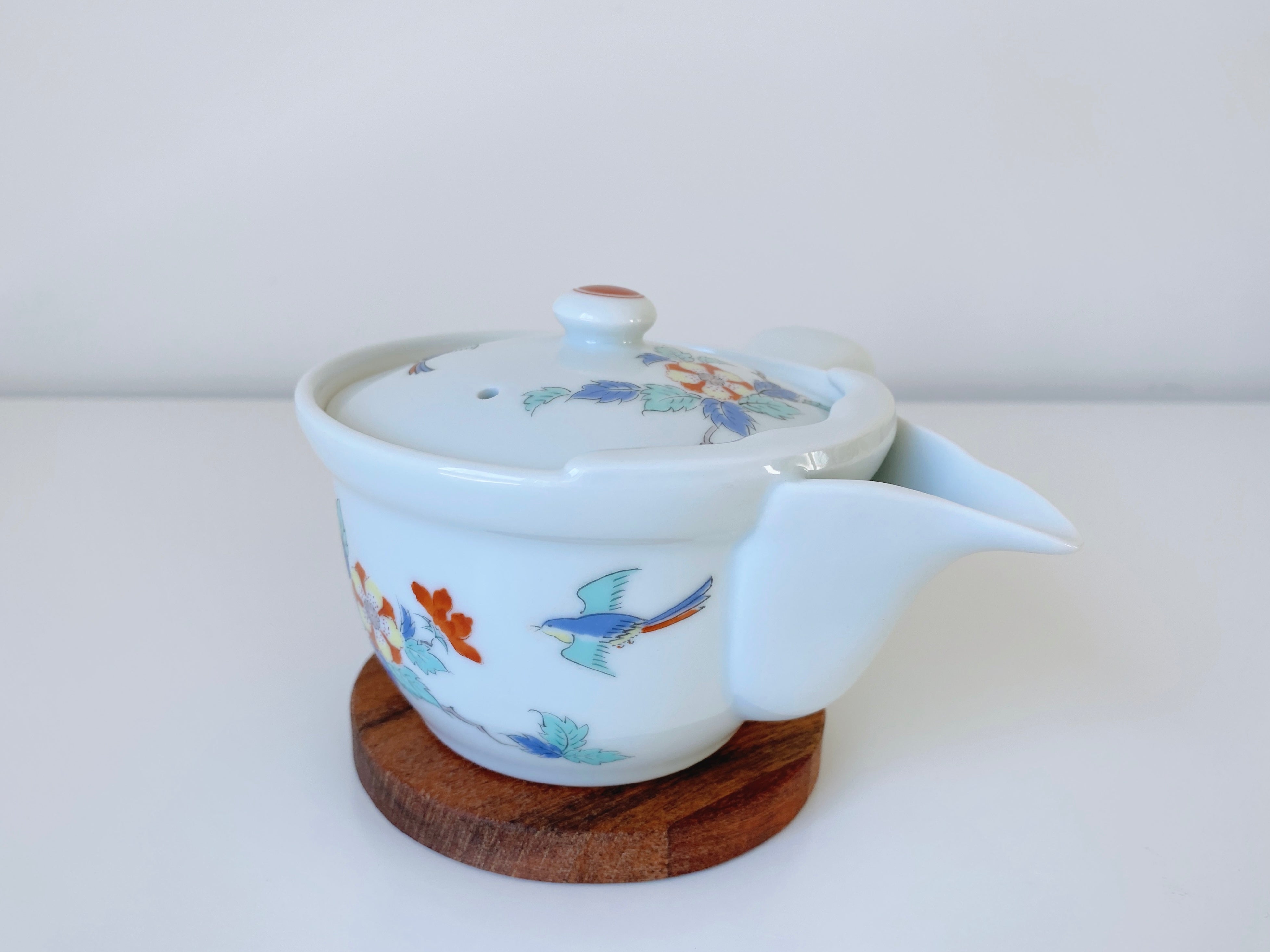 Hasami Ware Japanese Teapot With Sparrow Mouth