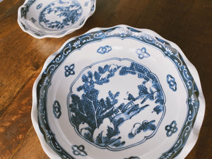 Blue and White Corrugated-edge Dishes - Landscape Pattern