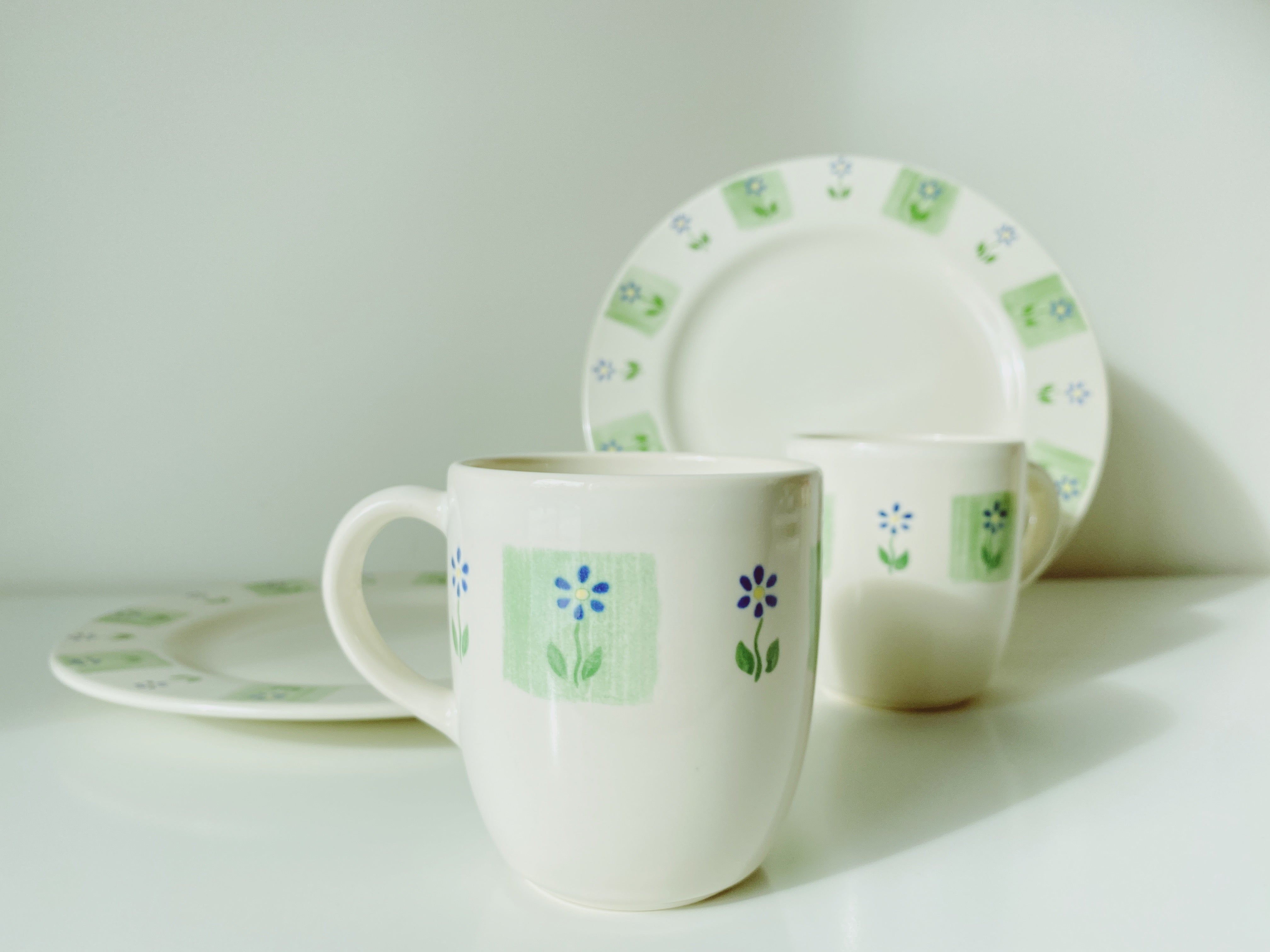 Country Flowers Dinnerware「Cloverhill Floral」 Collection