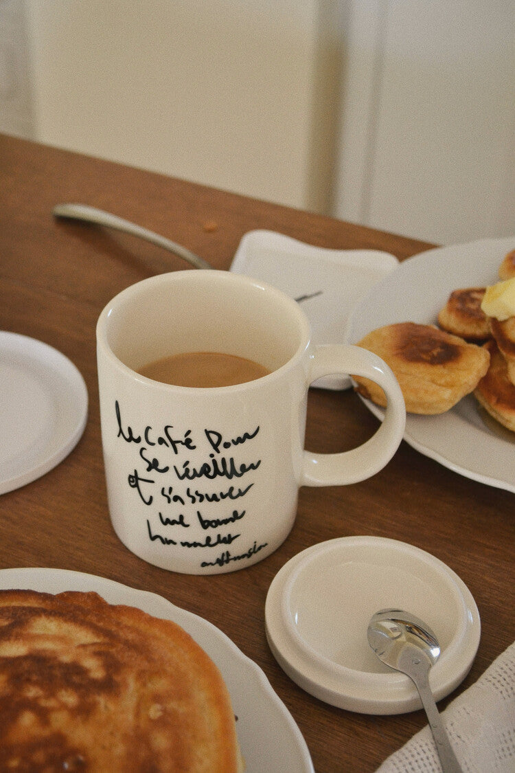 Cafe au Lait Cover Mug - Black Lettering